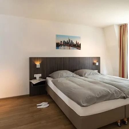 Schoenes Serviced Apartment In Frankfurt Am Main 아파트 프랑크푸르트