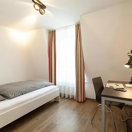 Schoenes Serviced Apartment In Frankfurt Am Main *