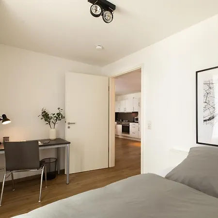 Schoenes Serviced Apartment In Frankfurt Am Main Daire