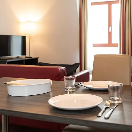 Schoenes Serviced Apartment In Frankfurt Am Main Daire Frankfurt am Main