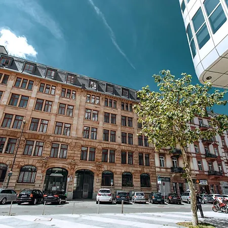 Schoenes Serviced Apartment In Frankfurt Am Main Daire