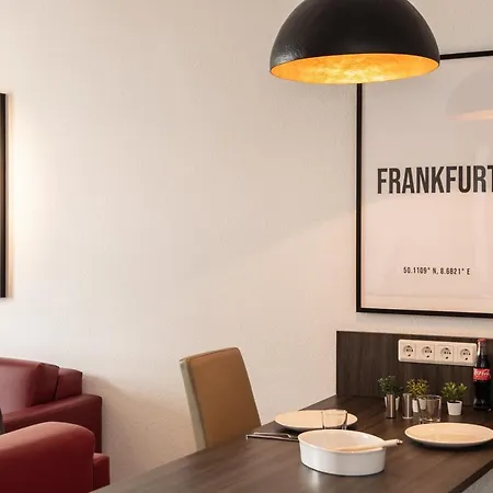 아파트 Schoenes Serviced Apartment In Frankfurt Am Main *